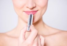 Lippenstift auftragen Schritt für Schritt