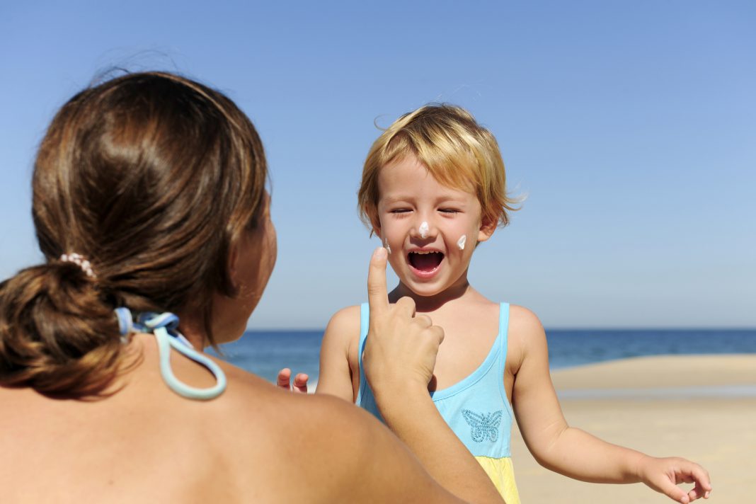 Welche Sonnencreme für Babys und Kleinkinder