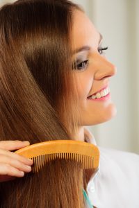 glatte Haare mit der richtigen Pflege