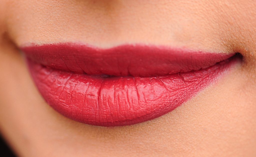 Lippenkontur mit dem Lipliner definieren